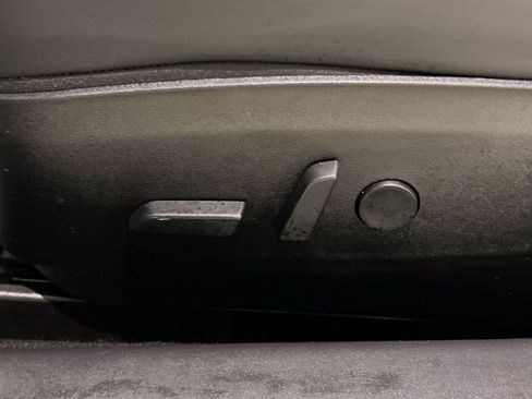 Used 2018 Tesla Model 3 Long Range image 23