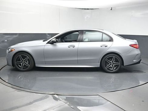 Used 2025 Mercedes-Benz C 300 Sedan image 5
