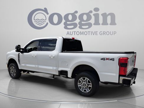 Used 2024 Ford F250 Lariat w/ Lariat Ultimate Package AWD/4WD image 3