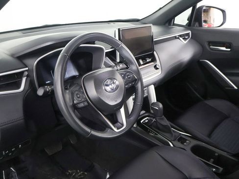 Used 2025 Toyota Corolla Cross AWD Hybrid w/ Convenience Package image 26