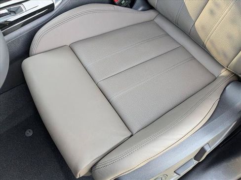 Used 2025 Audi Q5 Premium w/ Premium Plus AWD/4WD image 4