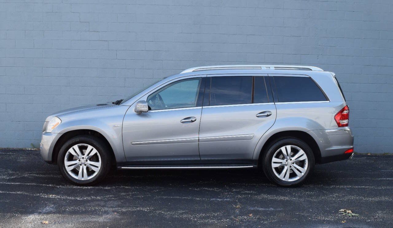 Used 2012 Mercedes-Benz GL 320 BlueTEC 4MATIC image 2