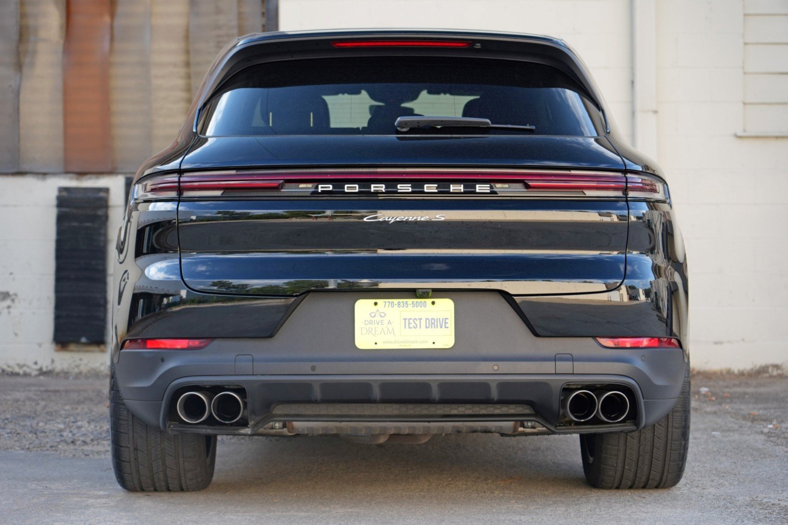Used 2024 Porsche Cayenne S w/ Premium Package AWD/4WD image 11