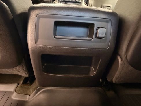 Used 2015 Chevrolet Silverado 1500 LTZ Z71 w/ LTZ Plus Package AWD/4WD image 21