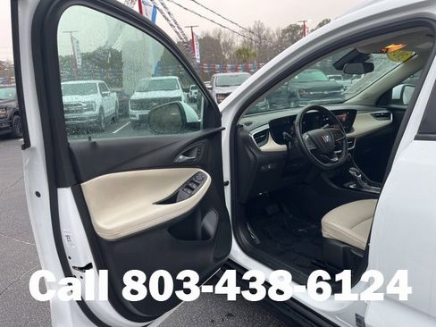 Used 2024 Buick Encore GX Sport Touring image 4