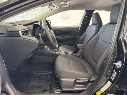 Used 2022 Toyota Corolla LE FWD image 13