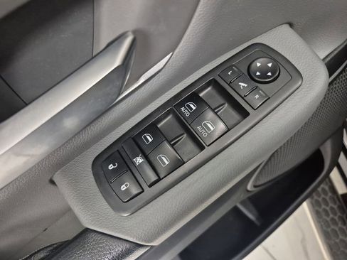 Used 2019 RAM 1500 Big Horn image 24