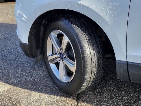 Certified 2022 Ford Edge SEL w/ Convenience Package image 33