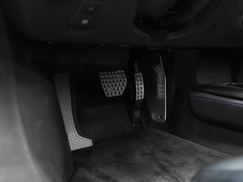 Certified 2020 Ferrari 488 Pista Spider image 50