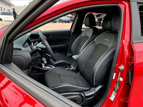 Used 2024 Kia Forte GT-Line image 8