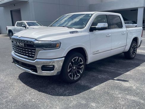 Used 2025 RAM 1500 Limited AWD/4WD image 12