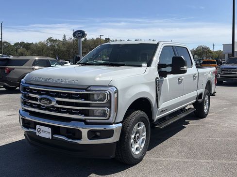 New 2026 Ford F250 XLT w/ XLT Premium Package image 9