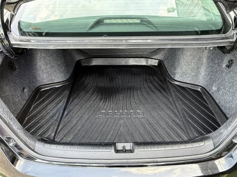 Used 2021 Honda Accord LX image 27