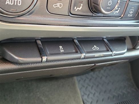 Used 2017 Chevrolet Silverado 1500 LT w/ All Star Edition image 10