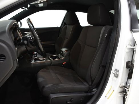 Used 2022 Dodge Charger SXT image 22