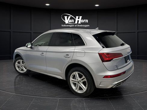 Used 2024 Audi Q5 e Premium Plus w/ Premium Plus Package AWD/4WD image 3
