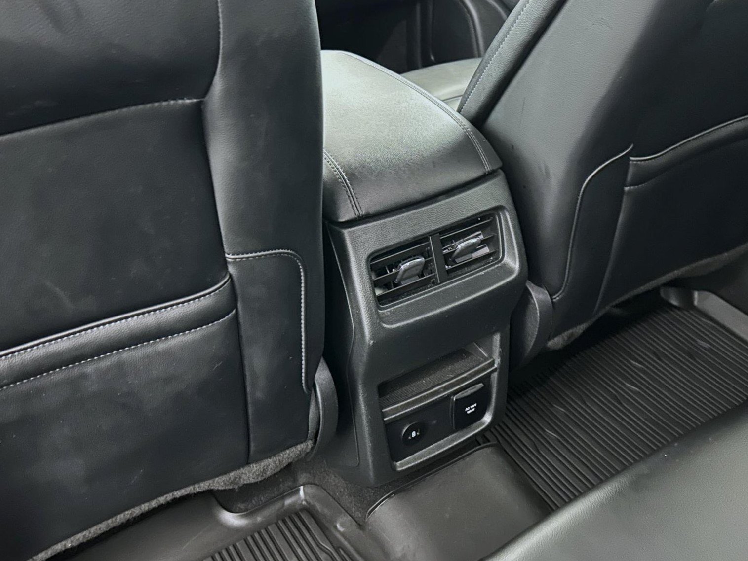 Used 2024 Ford Edge SEL w/ Convenience Package AWD/4WD image 21