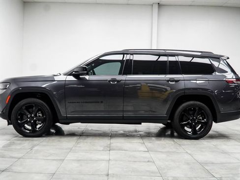 Used 2023 Jeep Grand Cherokee L Laredo AWD/4WD image 10