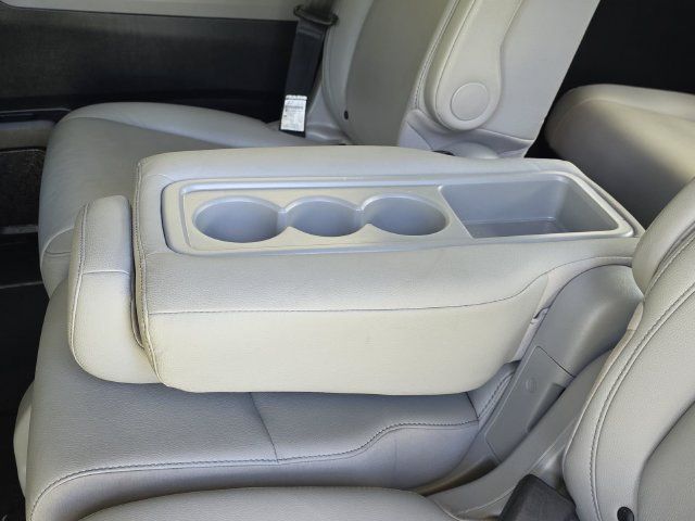 Used 2021 Honda Odyssey EX-L image 11
