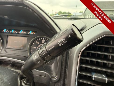 Used 2020 Ford F150 XLT w/ Equipment Group 302A Luxury AWD/4WD image 27