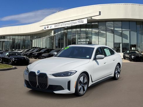 Certified 2023 BMW i4 eDrive35 w/ Premium Package RWD image 1