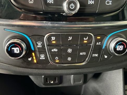 Used 2023 Chevrolet Traverse LT w/ LPO, Floor Liner Package image 15