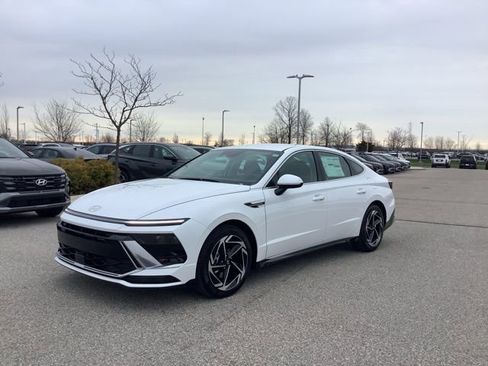 New 2026 Hyundai Sonata SEL AWD/4WD image 1