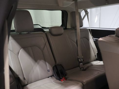 Used 2020 Ford Expedition Max Limited AWD/4WD image 21