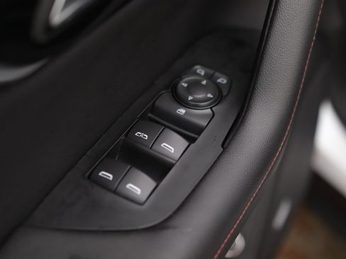 Used 2025 Chevrolet Blazer RS image 26