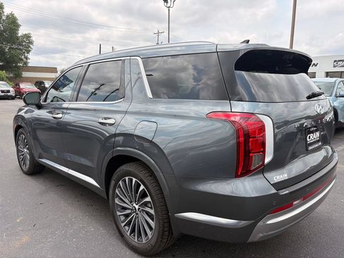 Certified 2025 Hyundai Palisade Calligraphy AWD/4WD image 5