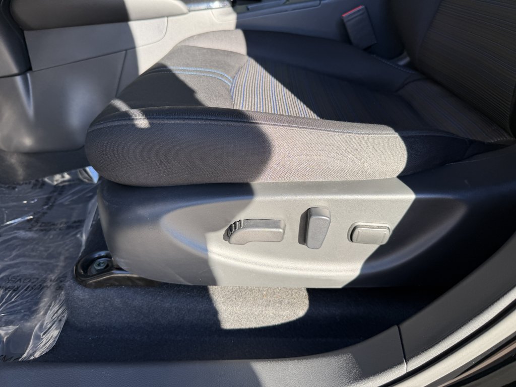 Used 2025 Nissan Leaf SV Plus FWD image 28