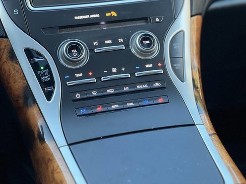 Used 2017 Lincoln MKX Reserve w/ Driver Assistance Package image 25