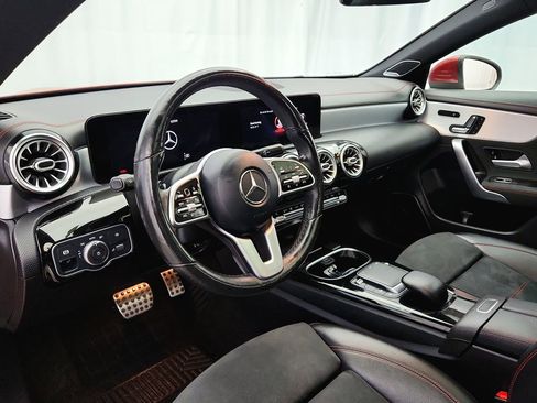 Used 2021 Mercedes-Benz CLA 250 4MATIC image 10