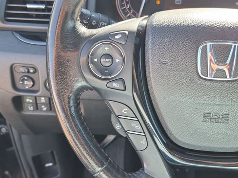 Used 2018 Honda Ridgeline Black Edition image 18