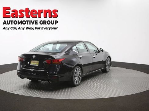 Used 2023 Nissan Altima 2.5 SL FWD image 40