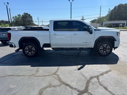 Certified 2021 GMC Sierra 2500 AT4 w/ Snow Plow Prep/Camper Package AWD/4WD image 9
