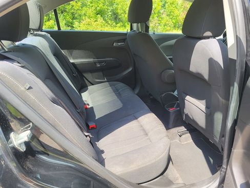 Used 2017 Chevrolet Sonic LT image 13