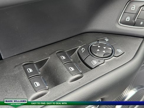 Used 2020 Ford Expedition Platinum image 11