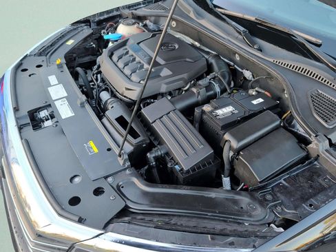 Used 2020 Volkswagen Passat 2.0T SEL image 38