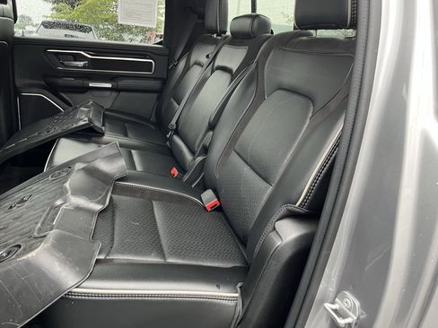 Used 2022 RAM 1500 Laramie AWD/4WD image 18
