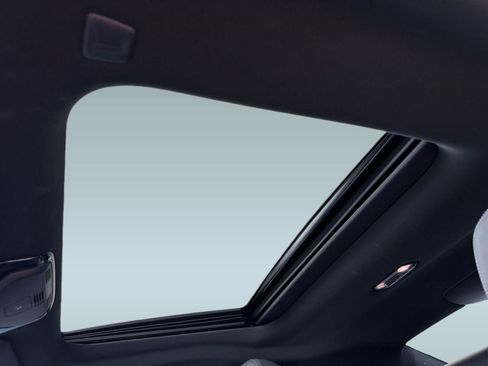 Used 2025 BMW 230i Coupe w/ M Sport Package RWD image 13