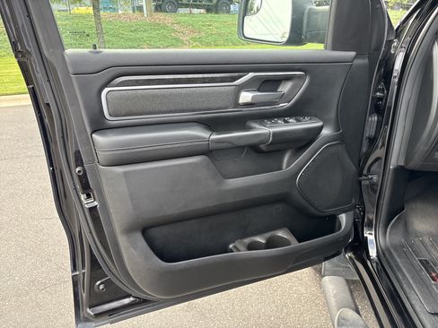 Used 2019 RAM 1500 Big Horn AWD/4WD image 15