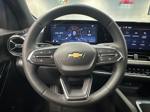 New 2026 Chevrolet Equinox LT w/ Convenience Package II FWD image 37