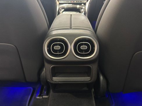 Certified 2025 Mercedes-Benz GLC 300 image 15