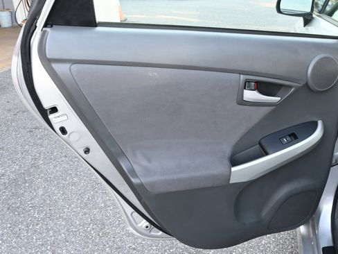 Used 2010 Toyota Prius One image 14