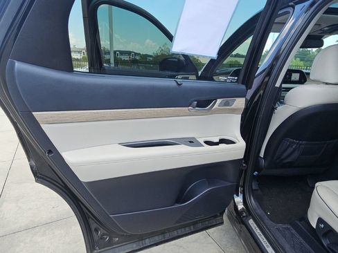 Used 2021 Hyundai Palisade Limited FWD image 14