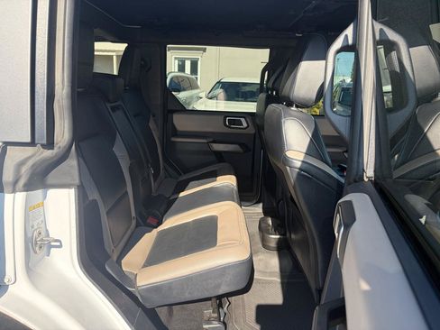 Used 2021 Ford Bronco Wildtrak AWD/4WD image 10
