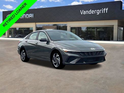 New 2025 Hyundai Elantra Sport image 12