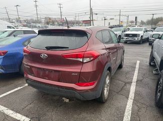 Used 2016 Hyundai Tucson SE w/ Option Group 02 video 2