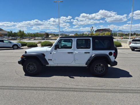 Used 2024 Jeep Wrangler Unlimited Sport AWD/4WD image 6